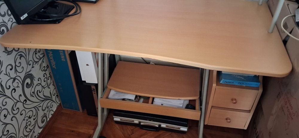 Писменный, компьютерный стол