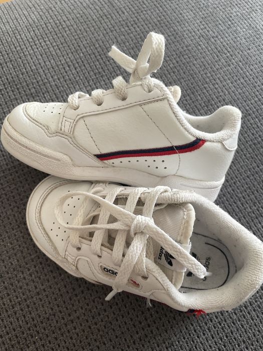 Adidas Continental numero 23