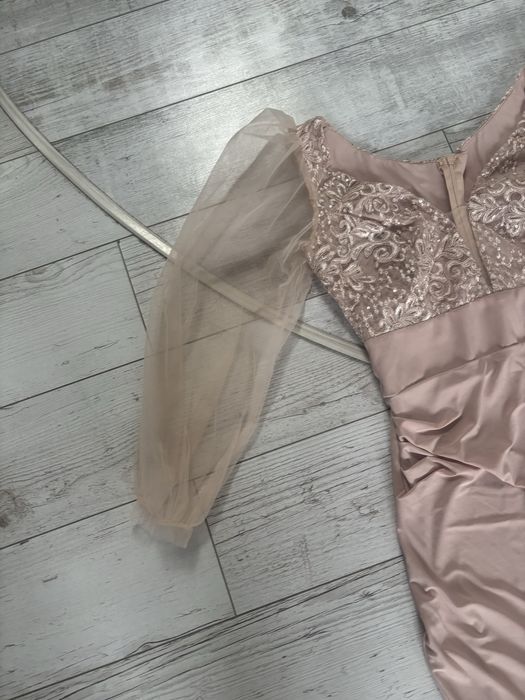 Sukienka beżowa Mollie