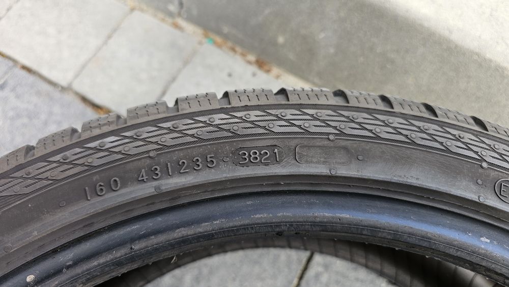 Nokian WR SnowProof  P 225 / 40 R18  Opony zimowe rok 2021