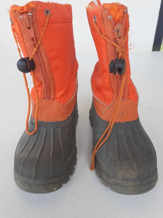 Botas criança, para a neve, tam. 28