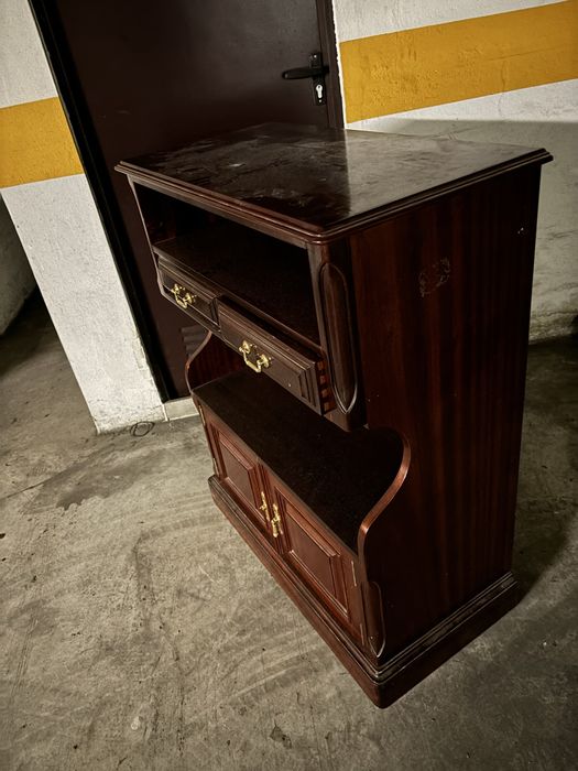 Movel de apoio a tv com gavetas