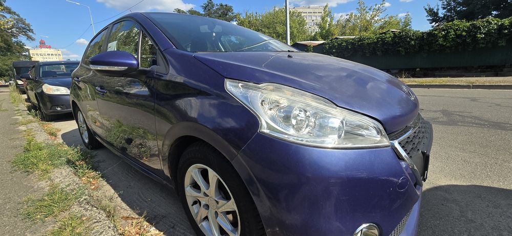 Peugeot 208 2013 VIN VF3CCHMZ0CT159210 фото оголошення 16 з 24