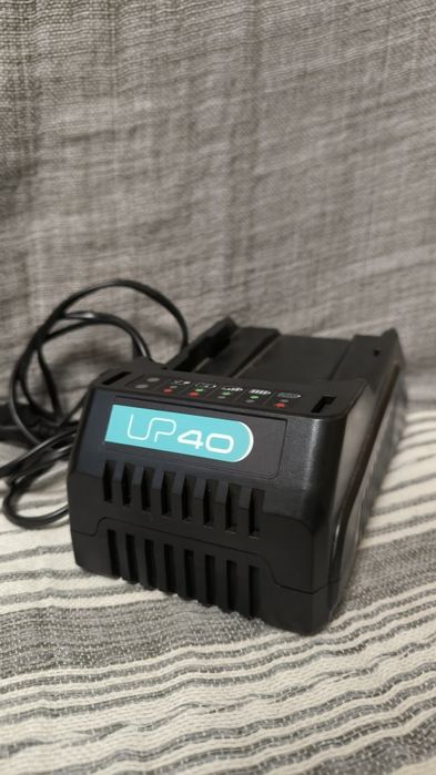 Carregador LEXMAN 40V CH1-3A.1