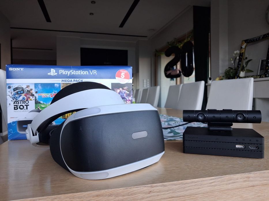 PlayStation VR – Zestaw Gogli VR + Kamera (Wersja V2 – CUH-ZVR2)