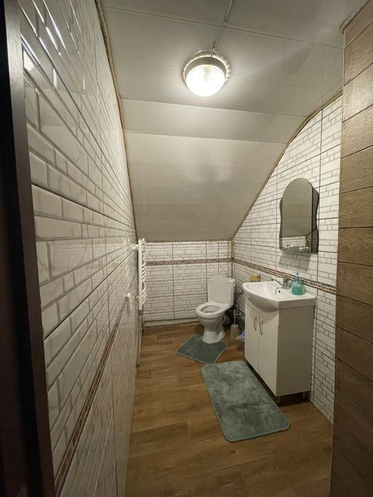 Оренда котеджу  “Carpathian dew” на 8-10 осіб у Карпатах!