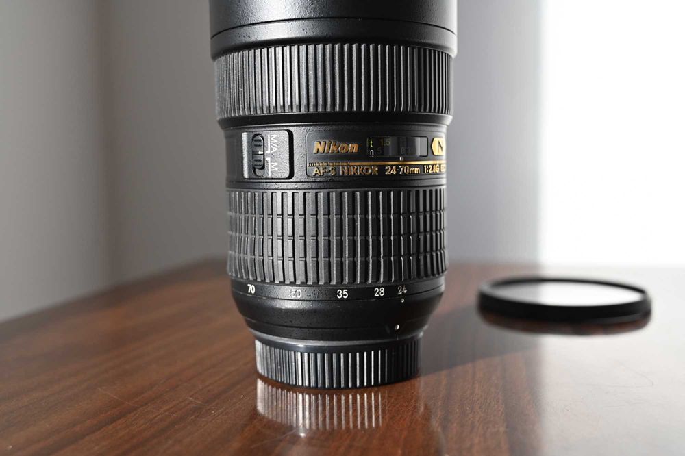 Nikon, objectiva 24 /70 2.8