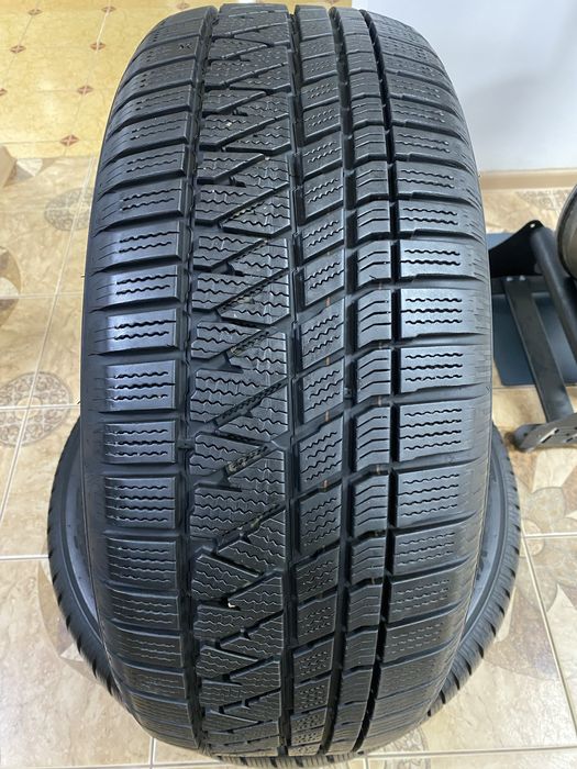 255/55/19 111V Kumho WinterCraft WS 71