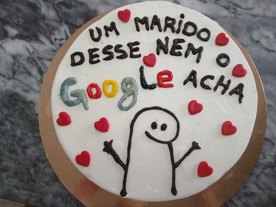 Bolos e outros doces (sobremesas) caseiros muito bons e a bom preço