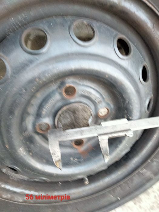 Диски R13 в хорошому стані.