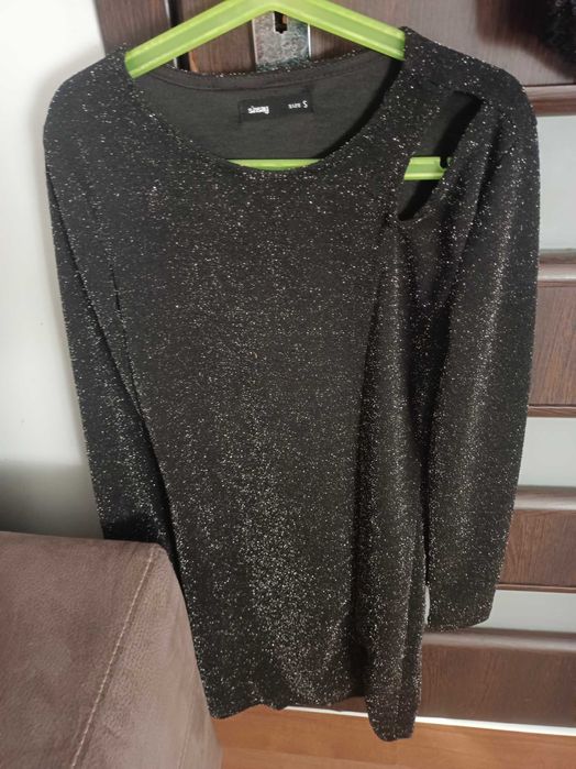 Sukienka brokatowa Sinsay