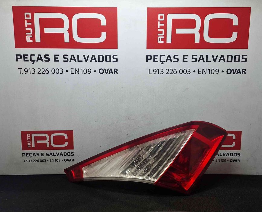 Farolim da Mala Esquerdo 265550009R - RENAULT MEGANE III Hatchback