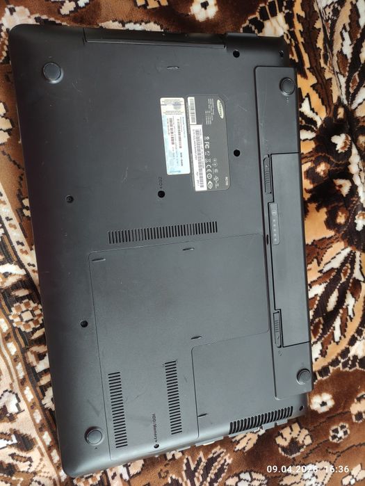 Ноутбук Samsung NP-RC720 [NP-RC720-S02BE]