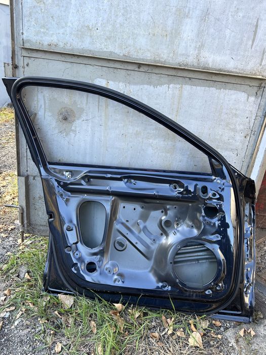 Двері ліві Audi A4 B9 17-19