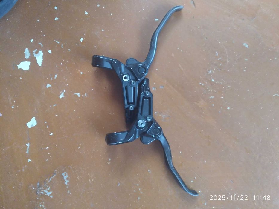 Гідравлічні гальма Shimano