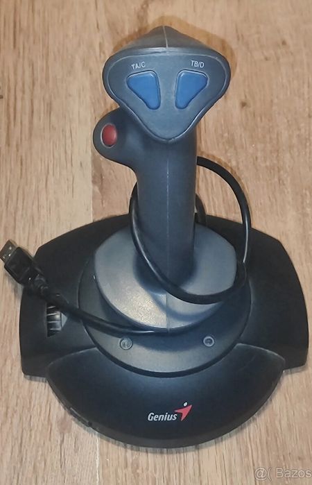 Genius MaxFighter F-16U 
USB-джойстик
