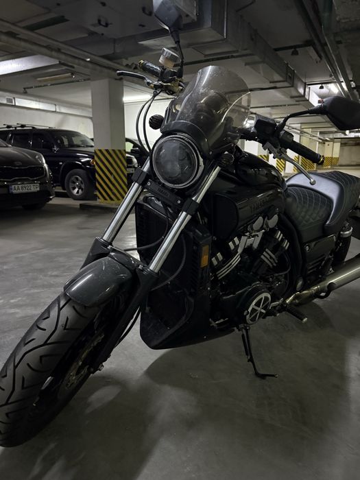 Yamaha v max 1200