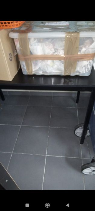 Mesa e 3 cadeiras