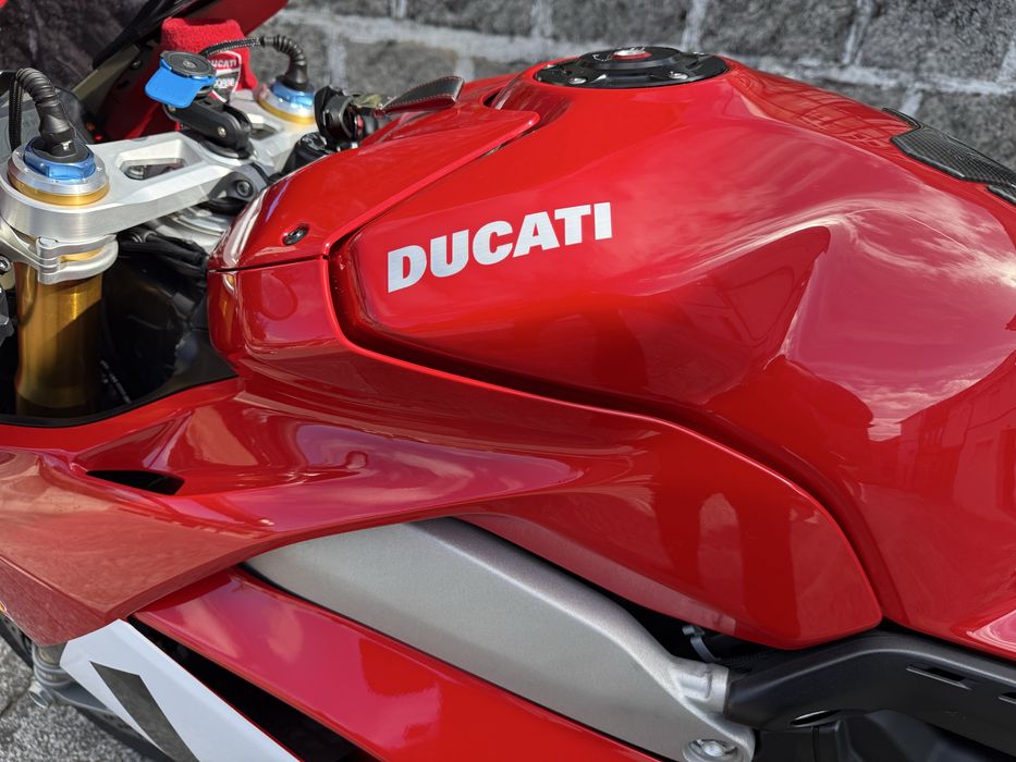 Ducati Panigale V4S