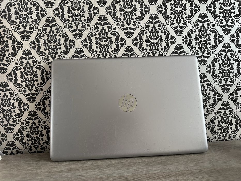 Ноутбук HP 250 G7 / i3-7020U / 16GB RAM / SSD + HDD