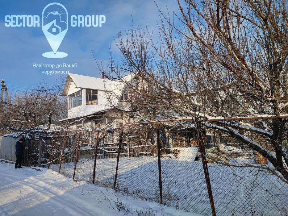 Продаж будинку під Києвом