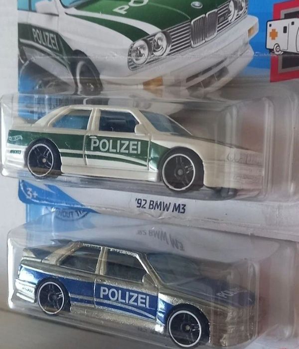 Conjunto 2 - 92 bmw m3 hot wheels