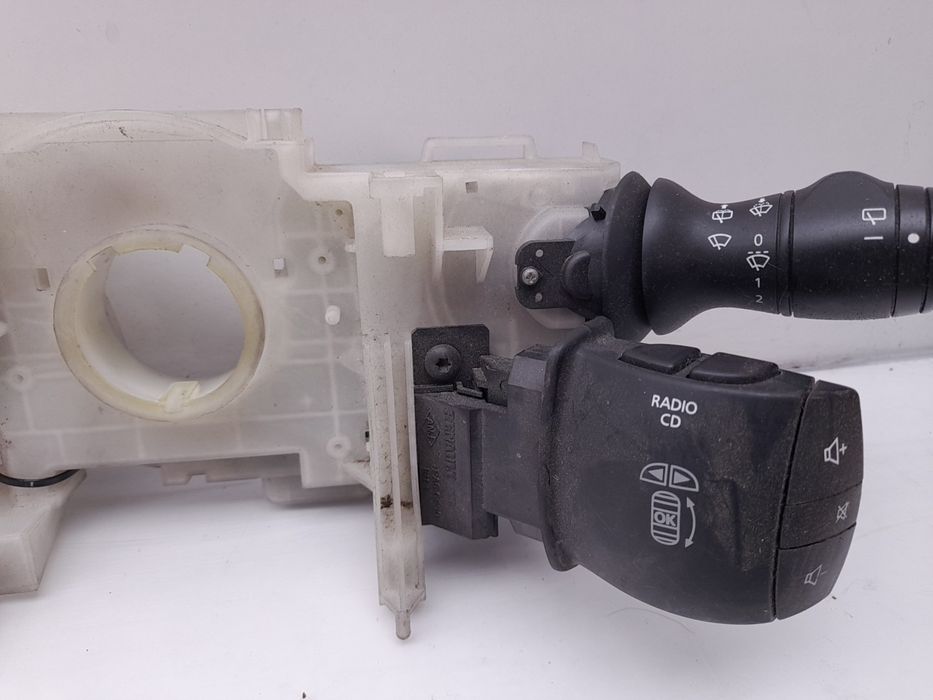 Conjunto / manetes de luzes e limpa vidros RENAULT Megane III (BZ0_)