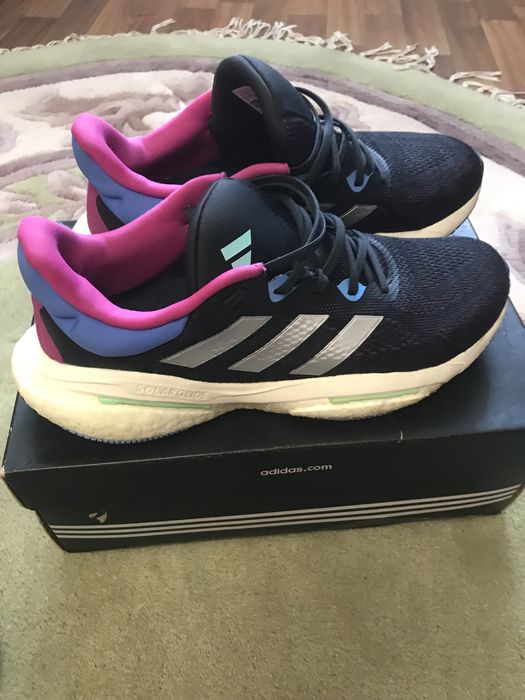Кроссовки adidas