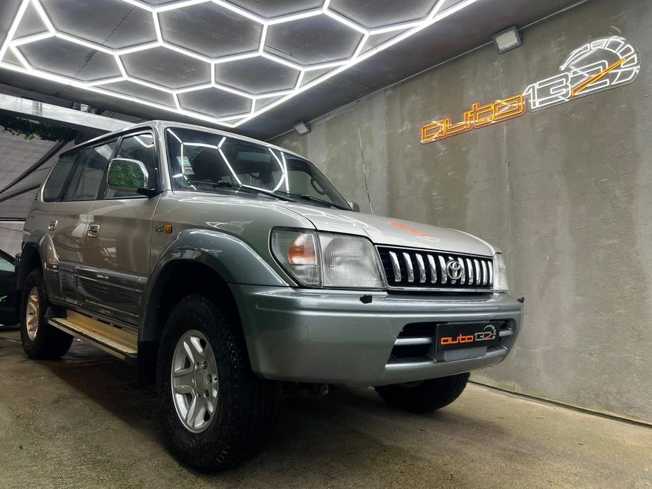 Toyota Land Cruiser 3.0 TD Pack 2