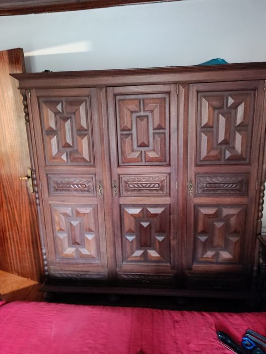 Móvel de sala+roupeiro