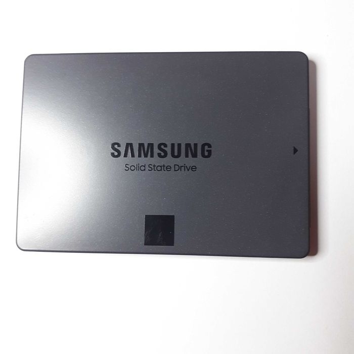Dysk SSD Samsung 870 QVO 1TB 2.5" SATA III (MZ-77Q1T0BW). 0 godzin pracy.14.7.26.11