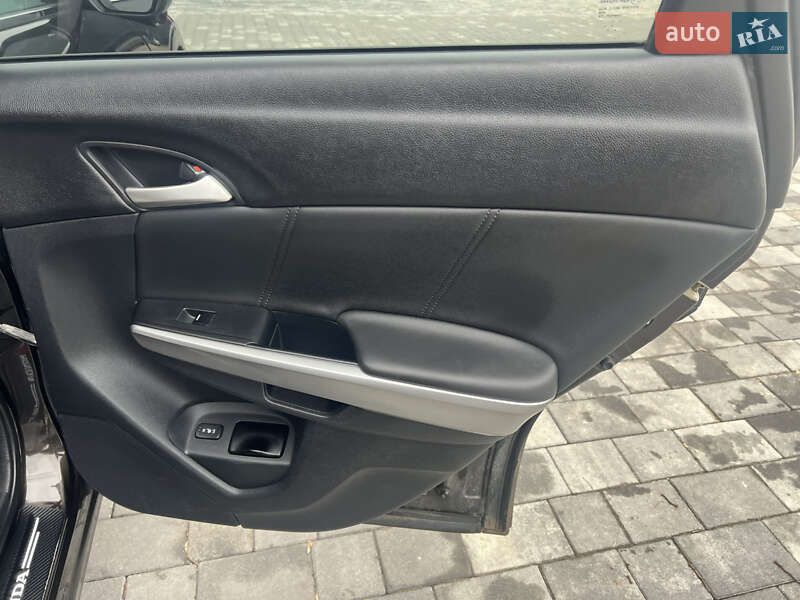 Honda Crosstour 2013 VIN 1HGTF3850DL510395 фото оголошення 13 з 24