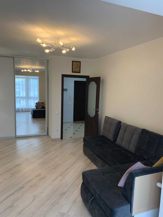 Квартира подобово Винники