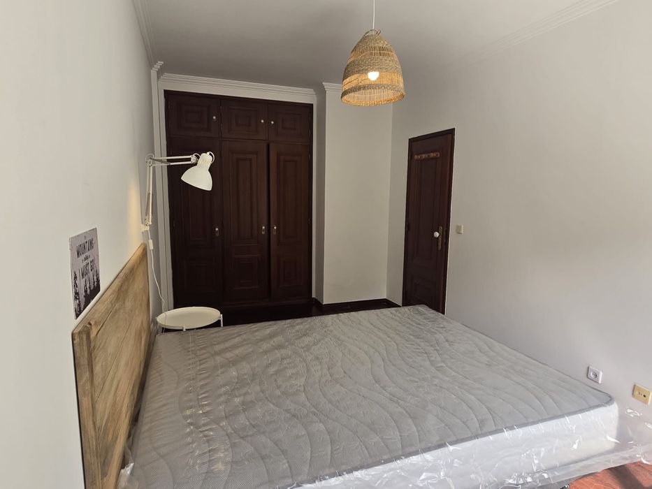 Quarto novo em Vanicelos - Bairro do Liceu