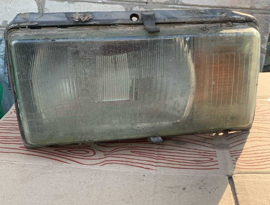 Фары ваз 2104,2105,2107 Левые