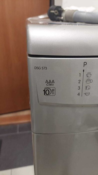 Zmywarka Indesit DSG 573