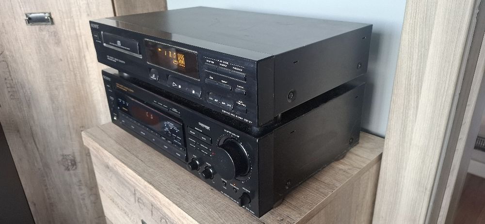 Amplituner + CD Sony