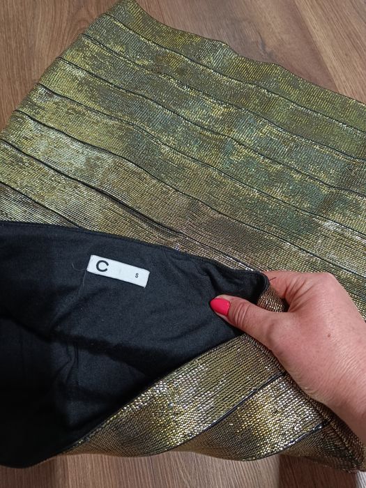 Złota spódniczka, rozmiar S