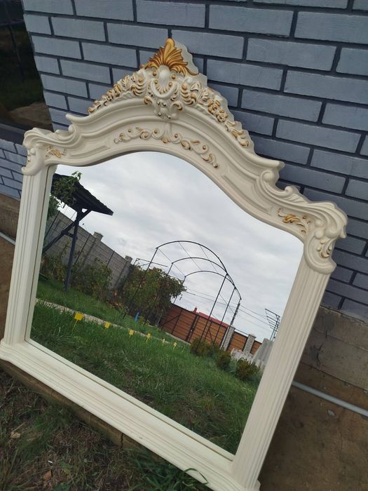 Дзеркало для вітальні, спальні