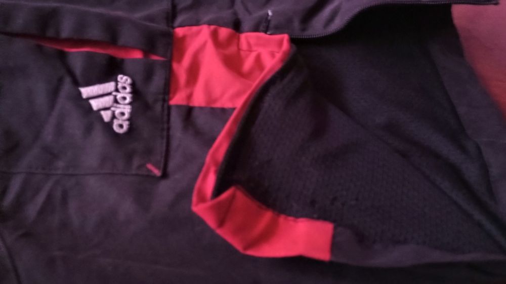 Adidas Chłopięce spodnie 98/104