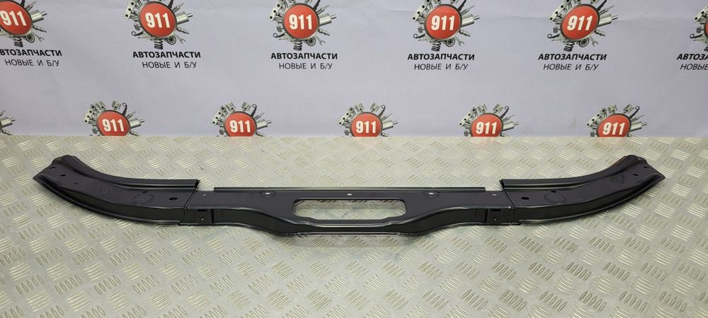 Накладка панелі радіатора на Mazda Cx9 2016+ нова оригінал