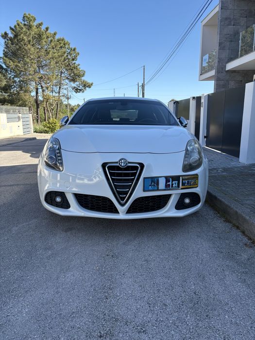 Alfa Romeo Giulietta 1.6 (pack quadrifoglio verde)