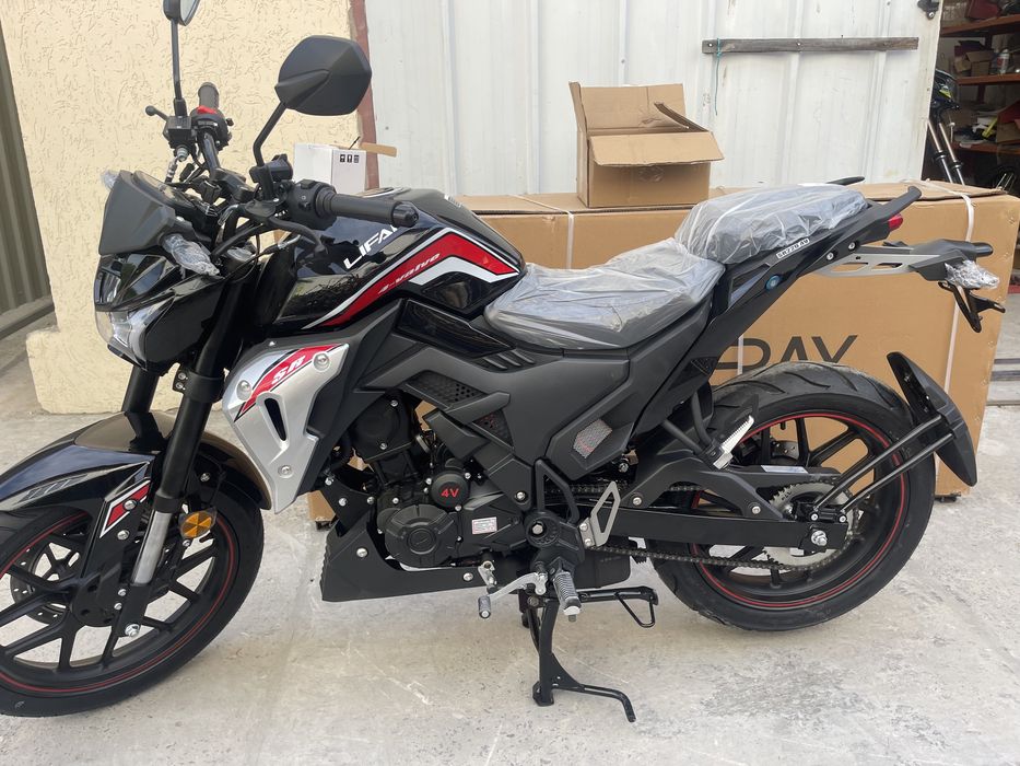 АКЦІЯ! Mотоцикл дорожній LIFAN SR220