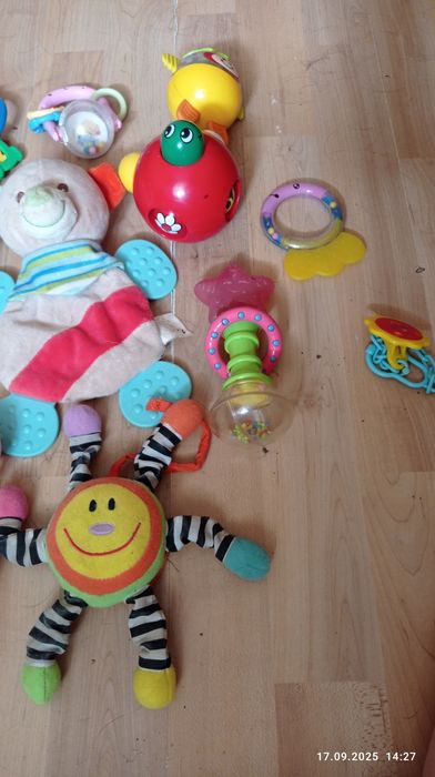 Grzechotki gryzaki rozne