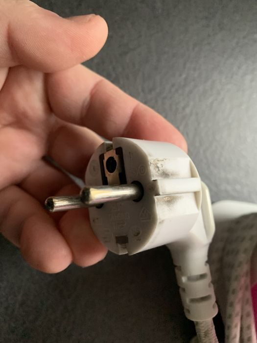 Продам утюг Braun