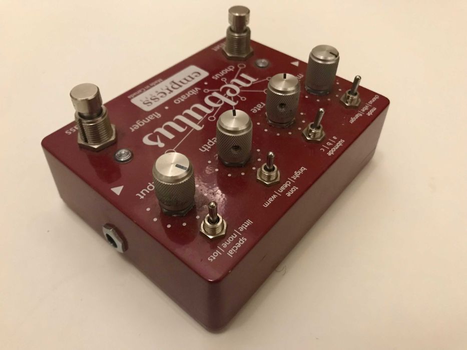 Empress Nebulus Chorus, Vibrato and Flanger Guitar Effects Pedal