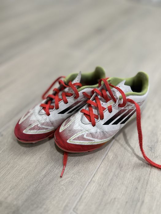 Korki Adidas Predator rozmiar 31 1/2