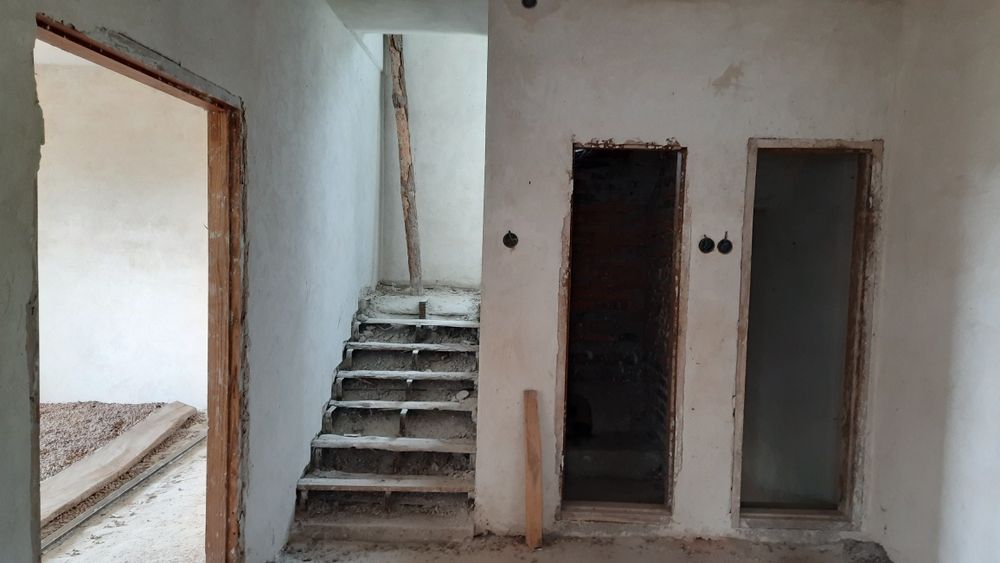 Продам великий будинок