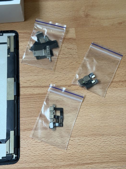 iPad Pro 11 2020 Silver Запчасти
