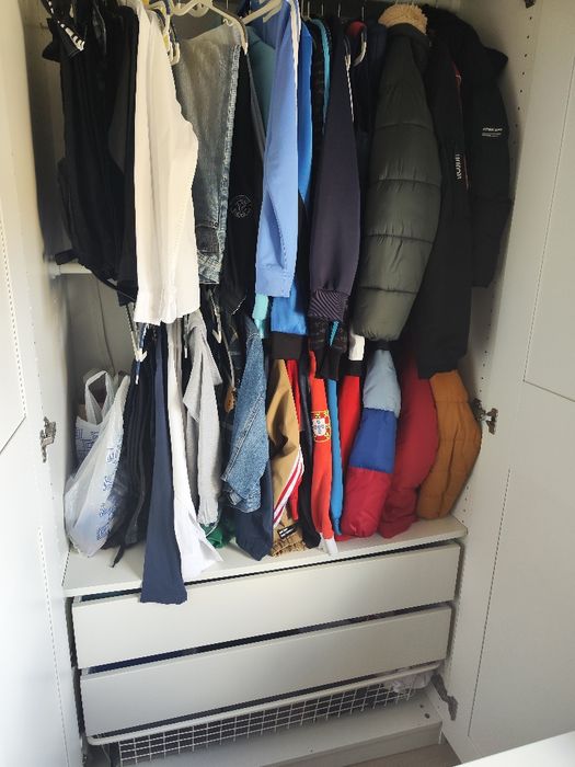Roupeiro IKEA PAX GRIMO (2 Portas) com 2 Gavetas e Cesto – Como Novo